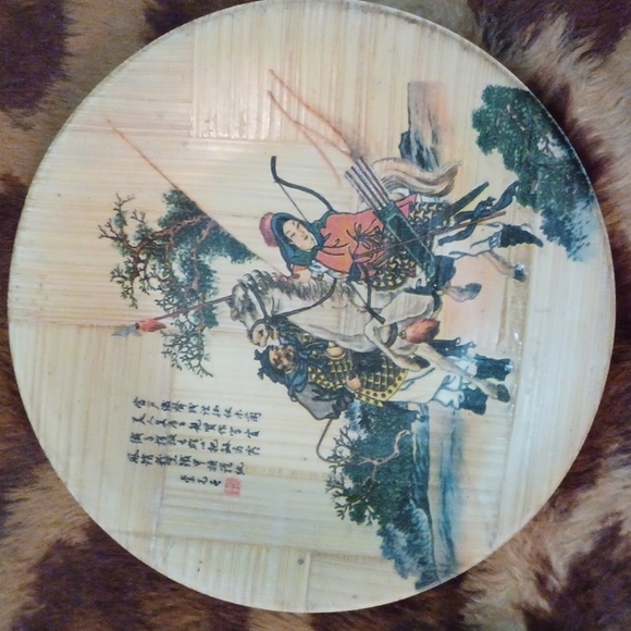 Set of four Oriental dishes - for jewellery or change? - Picture 3 of 5